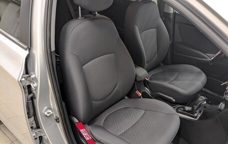 Hyundai Solaris II рестайлинг, 2015 год, 1 180 000 рублей, 18 фотография