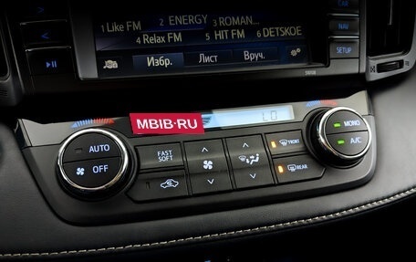 Toyota RAV4, 2018 год, 2 100 000 рублей, 26 фотография