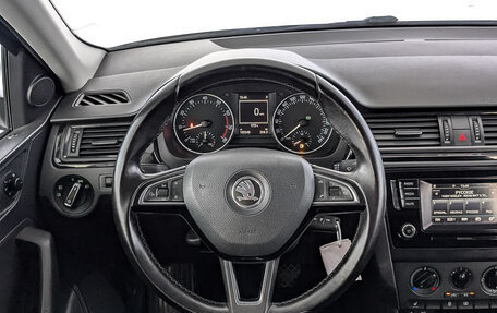 Skoda Rapid I, 2015 год, 1 100 000 рублей, 22 фотография