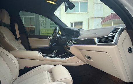 BMW X5, 2019 год, 7 050 000 рублей, 14 фотография