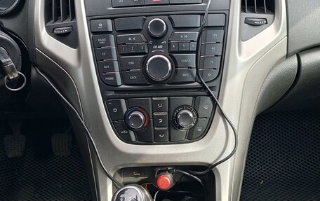 Opel Astra J, 2010 год, 670 000 рублей, 15 фотография