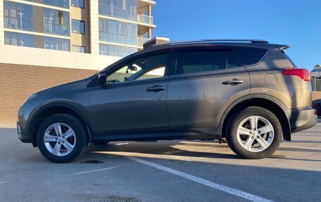 Toyota RAV4, 2014 год, 2 200 000 рублей, 4 фотография