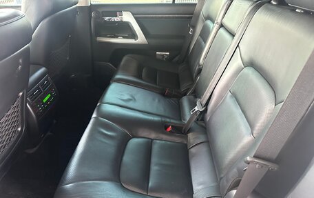 Toyota Land Cruiser 200, 2015 год, 4 300 000 рублей, 14 фотография