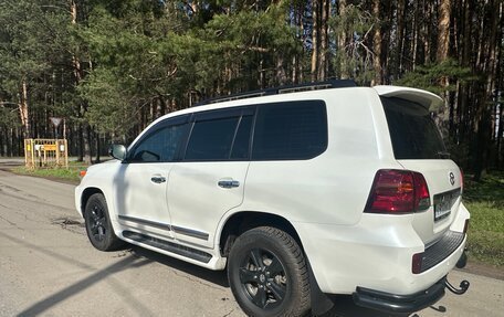 Toyota Land Cruiser 200, 2015 год, 4 300 000 рублей, 6 фотография