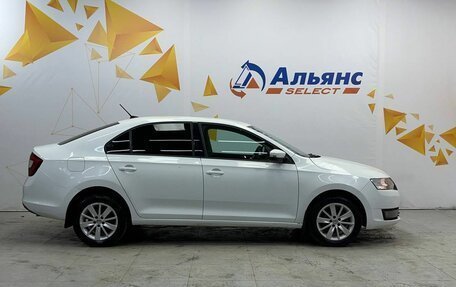 Skoda Rapid I, 2018 год, 1 020 000 рублей, 7 фотография