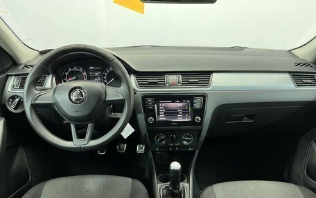 Skoda Rapid I, 2018 год, 1 020 000 рублей, 14 фотография