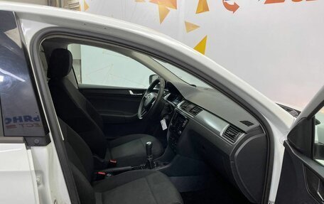 Skoda Rapid I, 2018 год, 1 020 000 рублей, 32 фотография