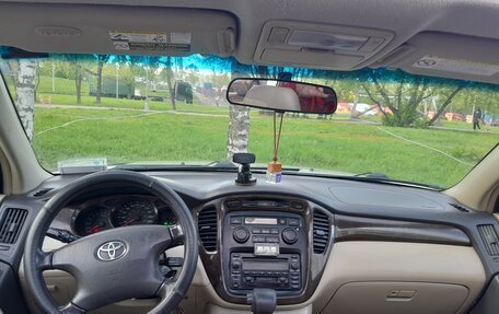 Toyota Highlander III, 2002 год, 870 000 рублей, 12 фотография