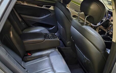 Hyundai Genesis II, 2016 год, 2 000 000 рублей, 10 фотография