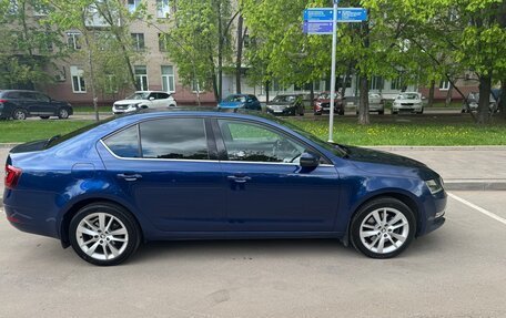 Skoda Octavia, 2017 год, 2 000 000 рублей, 2 фотография