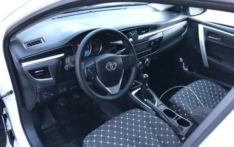 Toyota Corolla, 2013 год, 1 100 000 рублей, 4 фотография