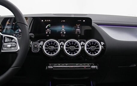 Mercedes-Benz EQA, 2025 год, 3 500 000 рублей, 8 фотография