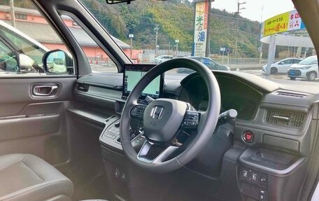 Honda Stepwgn, 2022 год, 2 263 000 рублей, 17 фотография