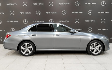 Mercedes-Benz E-Класс, 2019 год, 4 650 000 рублей, 4 фотография