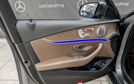 Mercedes-Benz E-Класс, 2019 год, 4 650 000 рублей, 19 фотография