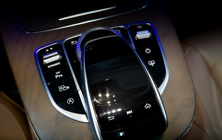 Mercedes-Benz E-Класс, 2019 год, 4 650 000 рублей, 28 фотография