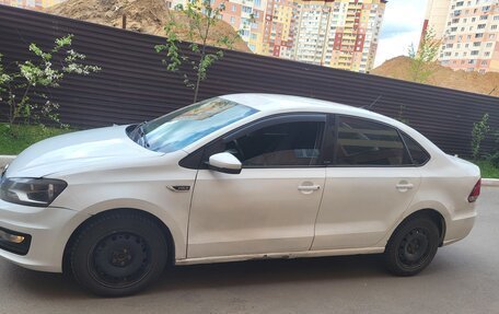 Volkswagen Polo VI (EU Market), 2017 год, 650 000 рублей, 2 фотография