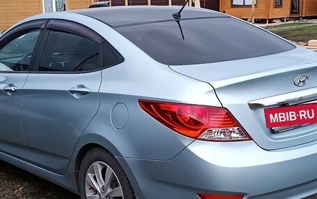 Hyundai Solaris II рестайлинг, 2012 год, 1 100 000 рублей, 6 фотография