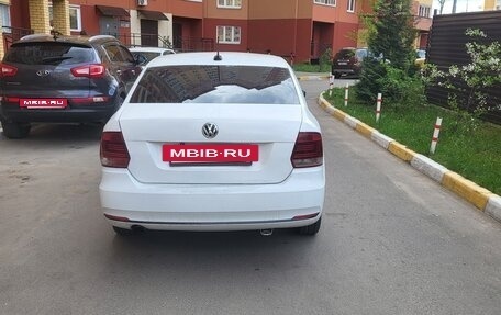 Volkswagen Polo VI (EU Market), 2017 год, 650 000 рублей, 3 фотография