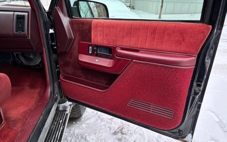Chevrolet Suburban VIII, 1994 год, 2 000 000 рублей, 6 фотография