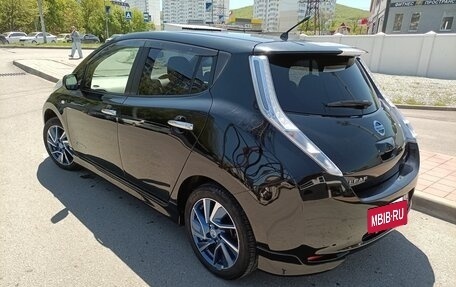 Nissan Leaf I, 2015 год, 929 000 рублей, 6 фотография