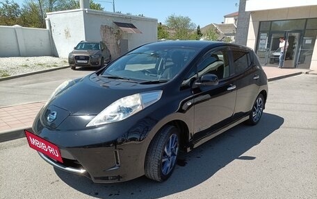 Nissan Leaf I, 2015 год, 929 000 рублей, 9 фотография
