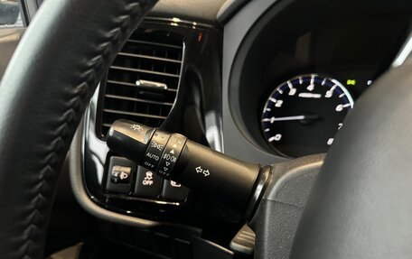 Mitsubishi Outlander III рестайлинг 3, 2019 год, 2 537 000 рублей, 18 фотография