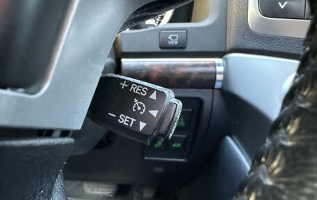 Toyota Land Cruiser 200, 2014 год, 3 590 000 рублей, 18 фотография
