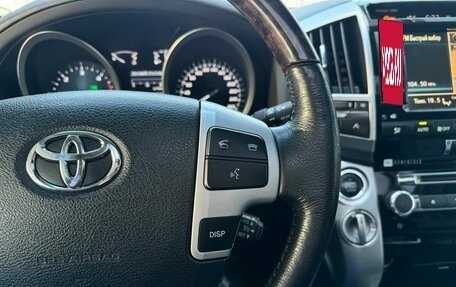 Toyota Land Cruiser 200, 2014 год, 3 590 000 рублей, 15 фотография