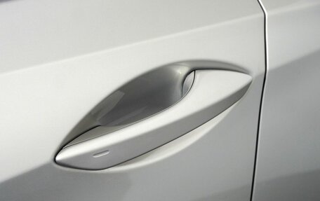 Lexus RX IV рестайлинг, 2020 год, 5 490 000 рублей, 30 фотография