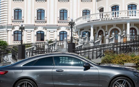Mercedes-Benz E-Класс, 2017 год, 4 700 000 рублей, 4 фотография