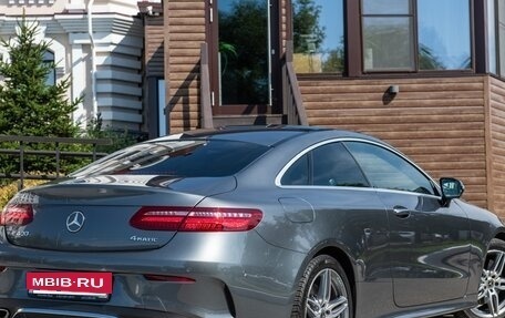 Mercedes-Benz E-Класс, 2017 год, 4 700 000 рублей, 5 фотография