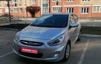 Hyundai Solaris II рестайлинг, 2013 год, 980 000 рублей, 1 фотография