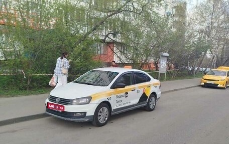 Volkswagen Polo VI (EU Market), 2020 год, 750 000 рублей, 1 фотография