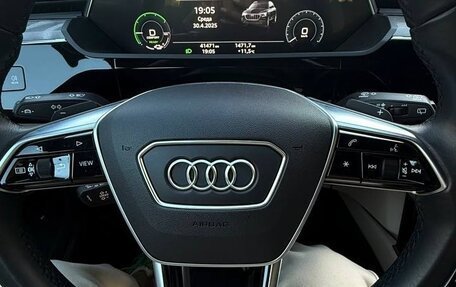 Audi e-tron I, 2021 год, 7 800 000 рублей, 7 фотография