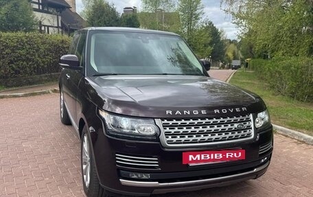 Land Rover Range Rover IV рестайлинг, 2017 год, 5 600 000 рублей, 3 фотография