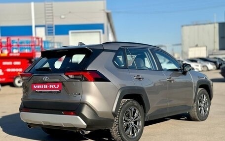 Toyota RAV4, 2023 год, 4 150 000 рублей, 3 фотография
