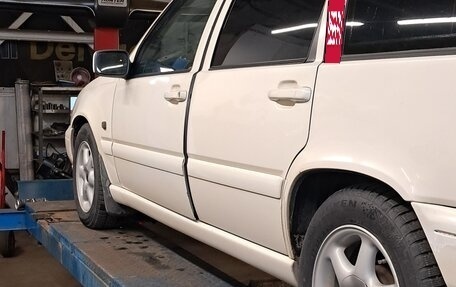 Volvo V70 III рестайлинг, 1997 год, 450 000 рублей, 3 фотография