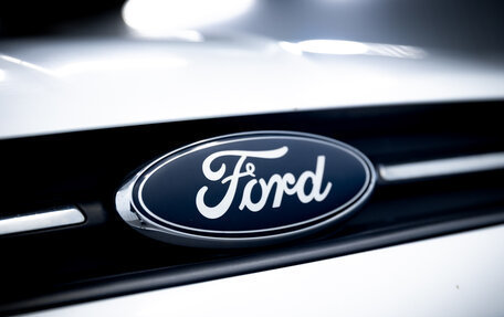 Ford Kuga III, 2015 год, 1 295 000 рублей, 10 фотография