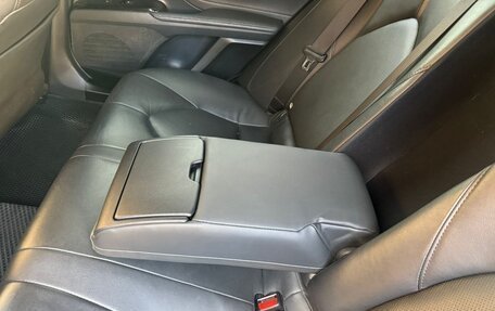 Toyota Camry, 2018 год, 2 250 000 рублей, 6 фотография