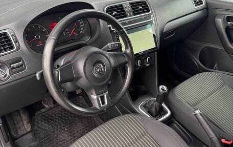 Volkswagen Polo VI (EU Market), 2011 год, 750 000 рублей, 9 фотография