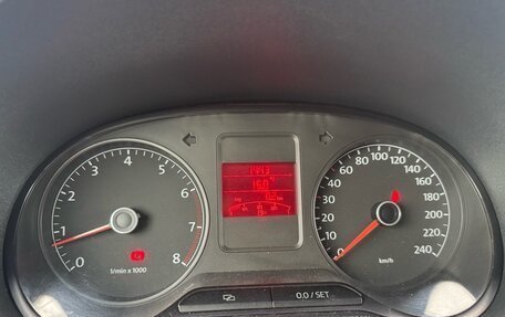 Volkswagen Polo VI (EU Market), 2011 год, 750 000 рублей, 11 фотография
