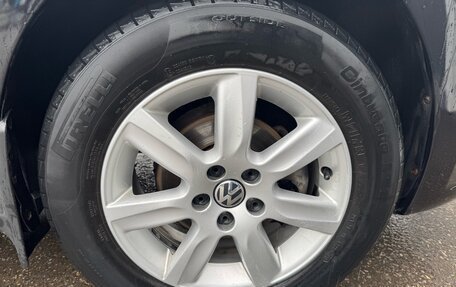 Volkswagen Polo VI (EU Market), 2011 год, 750 000 рублей, 24 фотография