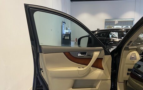 Infiniti FX II, 2012 год, 1 850 000 рублей, 16 фотография