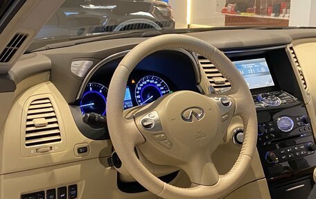 Infiniti FX II, 2012 год, 1 850 000 рублей, 21 фотография