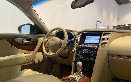 Infiniti FX II, 2012 год, 1 850 000 рублей, 31 фотография