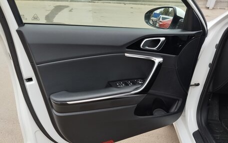 KIA cee'd III, 2019 год, 1 920 000 рублей, 9 фотография