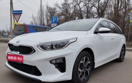 KIA cee'd III, 2019 год, 1 920 000 рублей, 8 фотография