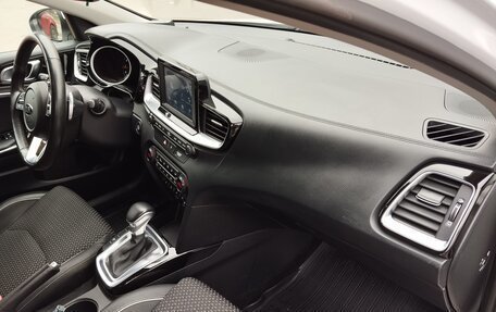 KIA cee'd III, 2019 год, 1 920 000 рублей, 15 фотография