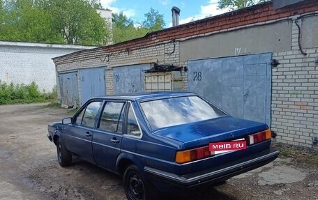 Volkswagen Passat B2, 1984 год, 130 000 рублей, 3 фотография